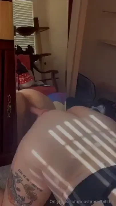 You can hear how wet i am how do we like this angle 