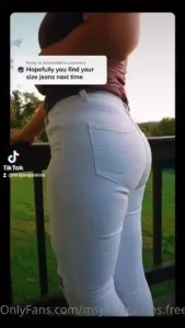 People say these jeans don t actually fit me that they are too small