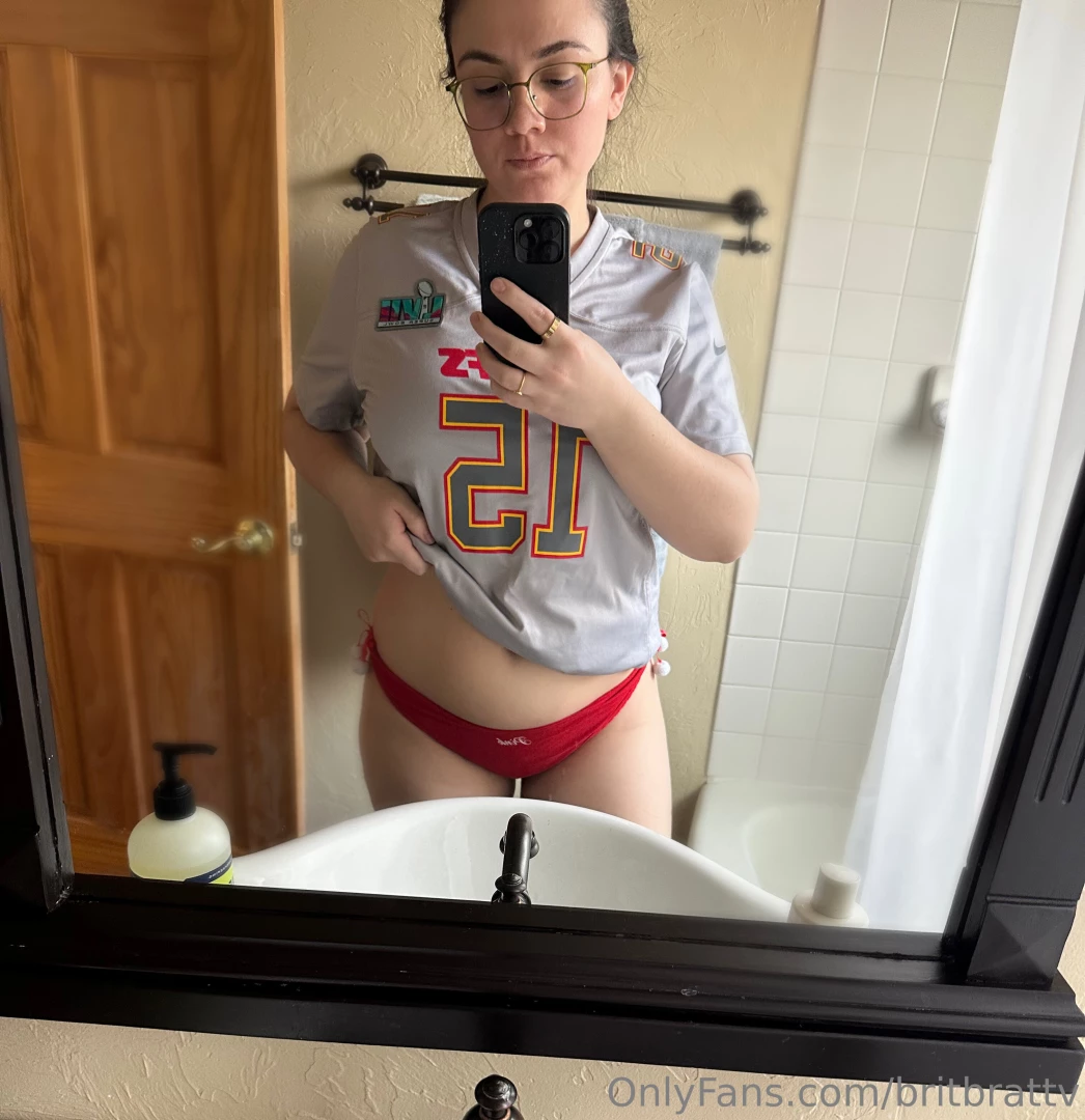 Who s winning the super bowl part 1 