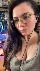 Hiii everyone i m live on kick and twitch hope to see you in the chat