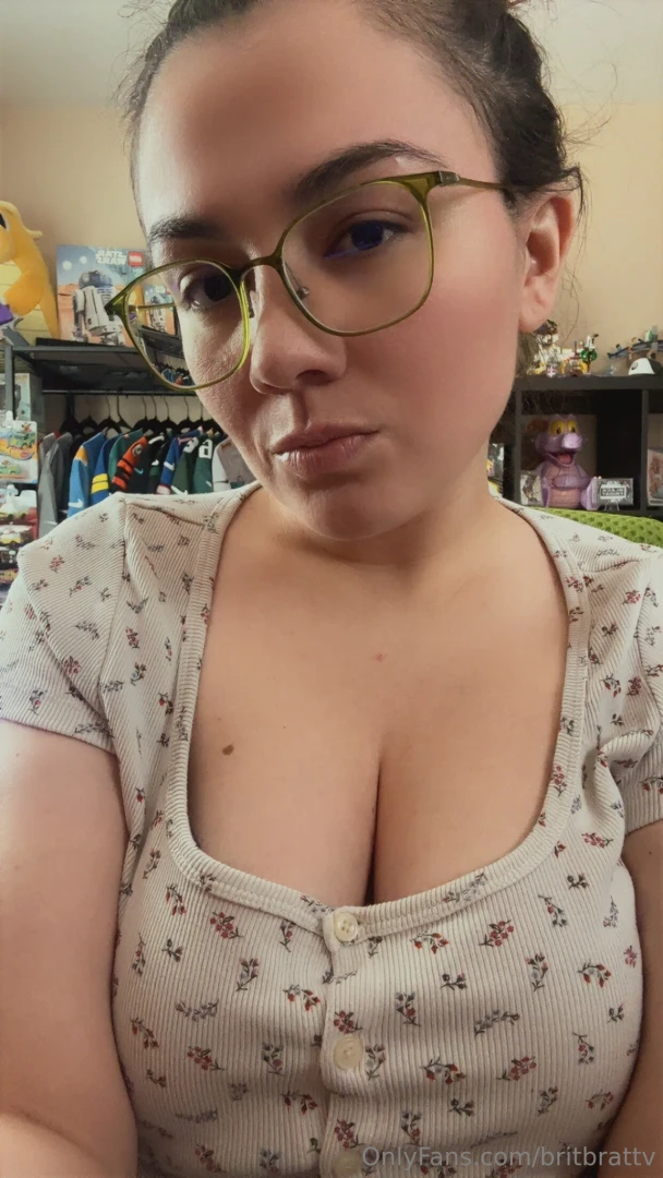 Who s paying for my pokemon haul tomorrow i can t get anything this 