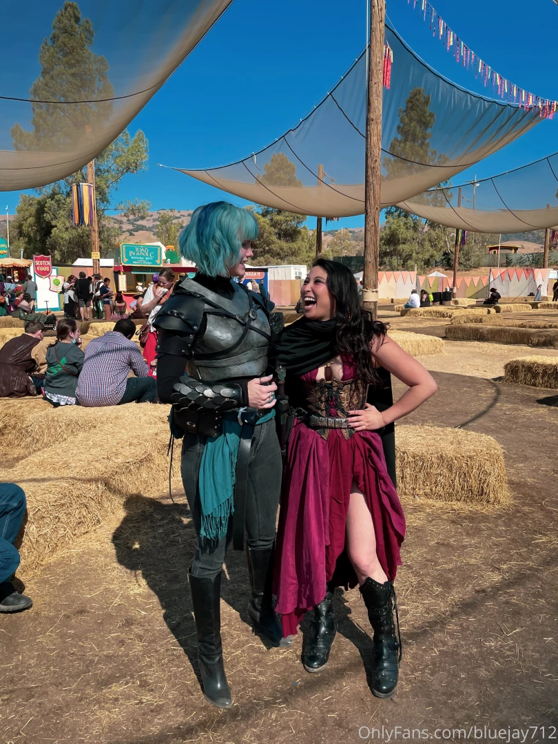 At the renn faire this weekend and i don t have many sexy pics for y part 3 