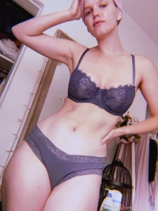 I went to the gym yesterday and noticed my abs are doing this weird