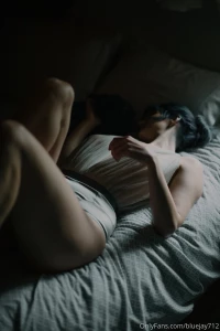 I m fairly certain these pictures dana took are actually paintings the