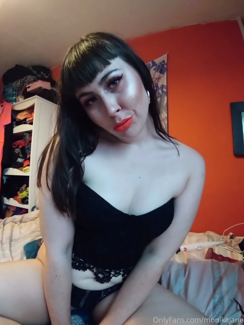 I ve been loving camming these past few nights i get so horny waiting part 4 