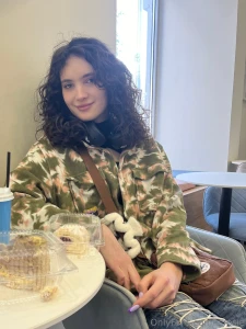 Today i spent the day at my favorite caf enjoying the treats and the