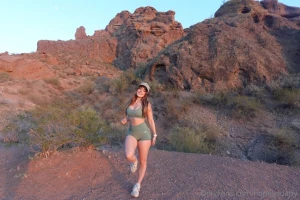 Dm me if you want me to be your wifey