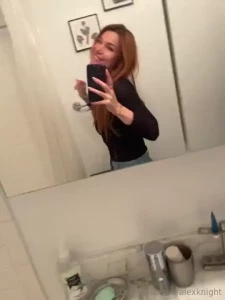 Hey babes it s wednesday aka mini-friday open ur dms for some special