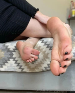 I m so happy it s black nail szn