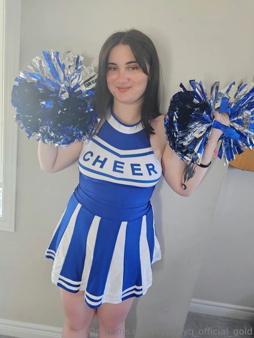 Sydneyq-official-gold part 73 