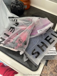 Just got a bunch of new outfits in i ll be trying them on today