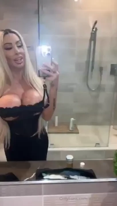 Danaemarifree is the sexiest new blondie out there she will rock your part 1 