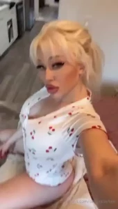 Come join the hottest blonde beauty emilyemalinowski i promise i won t