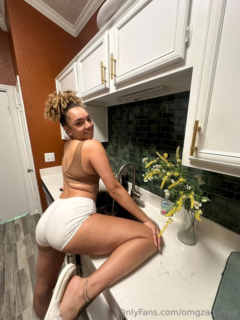 Little baddie in the kitchen part 1 