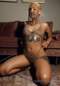 Join me now on my vip page omgzada to see how naughty i can get