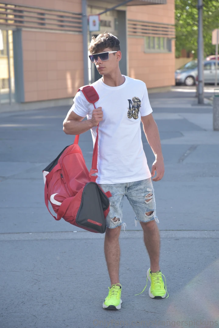 Handsome guy bruno_fit aproached me in gym he just turned 18 and part 1 