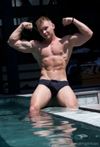 Muscle freak asti slavic is giving his page free today for my fans he