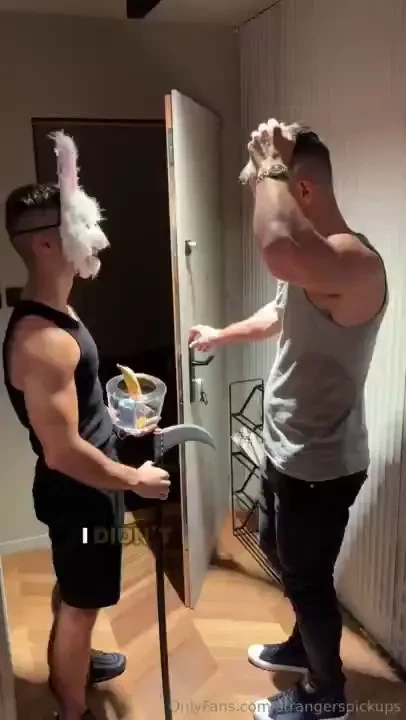 Helloween got quite creepy for this y0ung inoccent boy got no sweets 