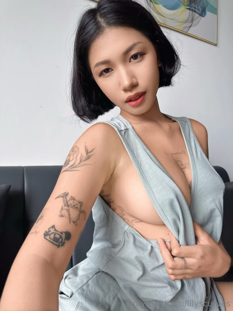 Kiss me where the sun doesn t shine 