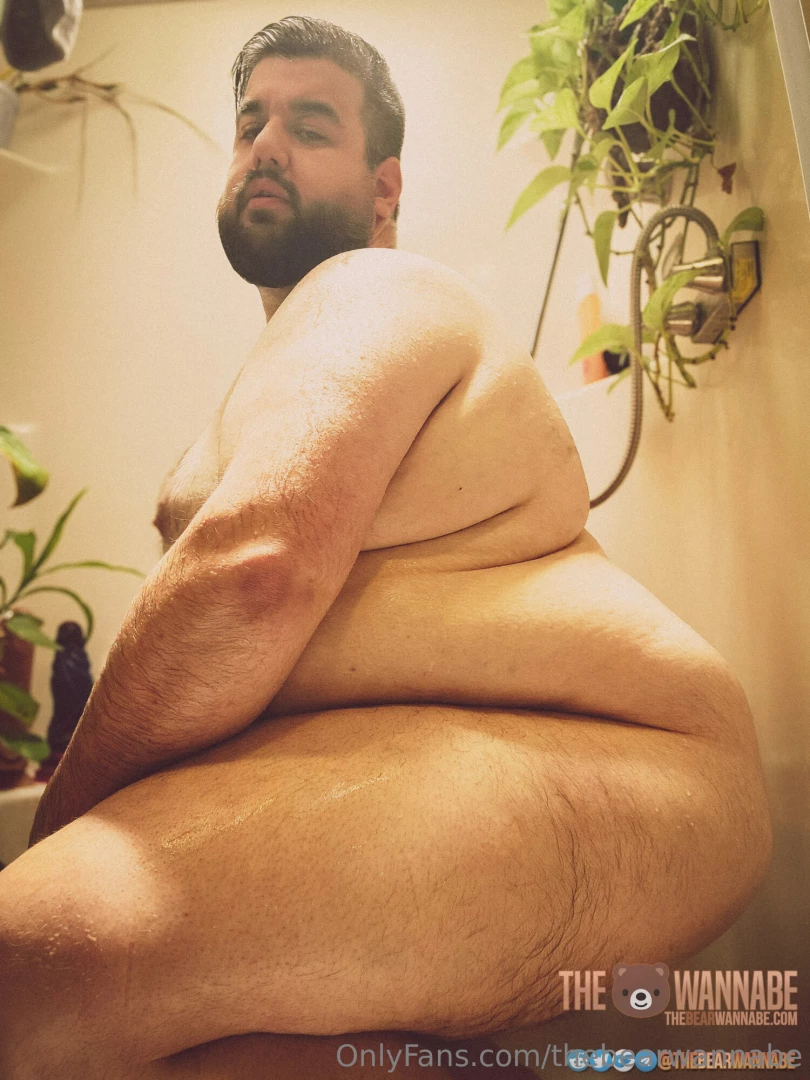 Thought it would be fun to take some photos in the shower and i had no 