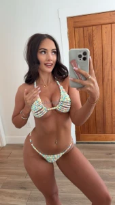 It s humpday let me hump in your dms