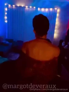 A little teaser of a strip tease i was feeling myself the other night