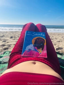 It was 65 degrees yesterday and i spent an hour lounging at the beach