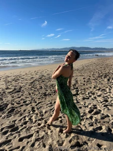 Checking in on my la friends i hope you are safe from the fires and