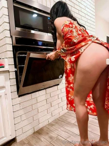 I m not a snack i m the full course meal you ll never forget