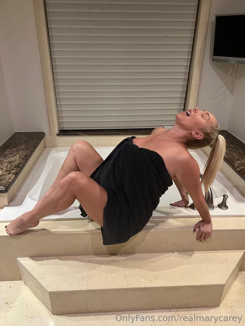 Realmarycarey 