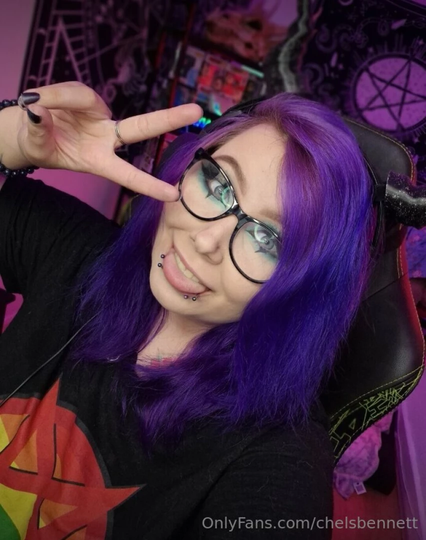 Guess what i m not wearing underneath dm if you want to see it 