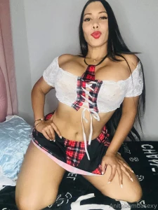 Env ame una rica propina para sacarte toda la lechita