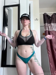 A little photo update on my cut weights in the gym are going up but it part 1