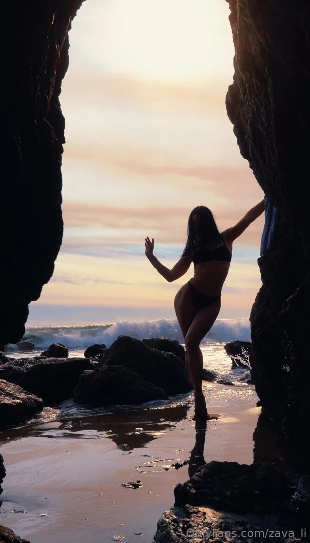 Dark feminine energy 