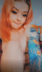 I don t wanna keep using my dildo i m already warm up and ready for