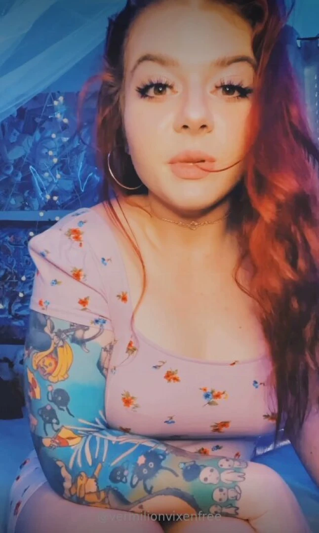 5-min pussy play gone wild close-up fingers vibrator no holding back i 