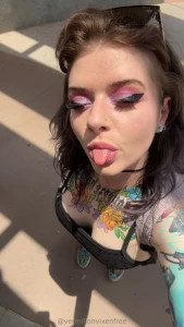 Omg it s so hot outside