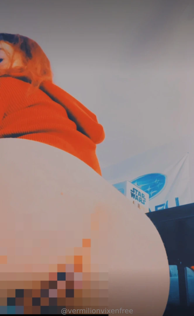 I think my asshole will never be the same after this stretching 