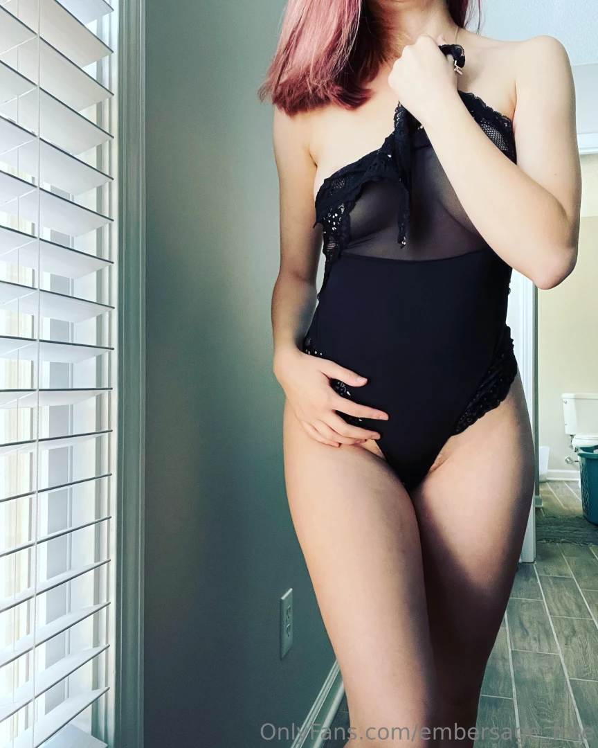 If you want to see kitties comment 