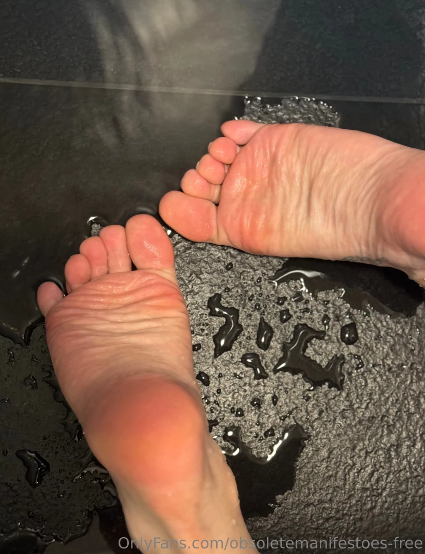Wrinkly soles 