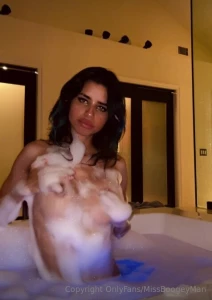 I bet you want to taste my soapy holes