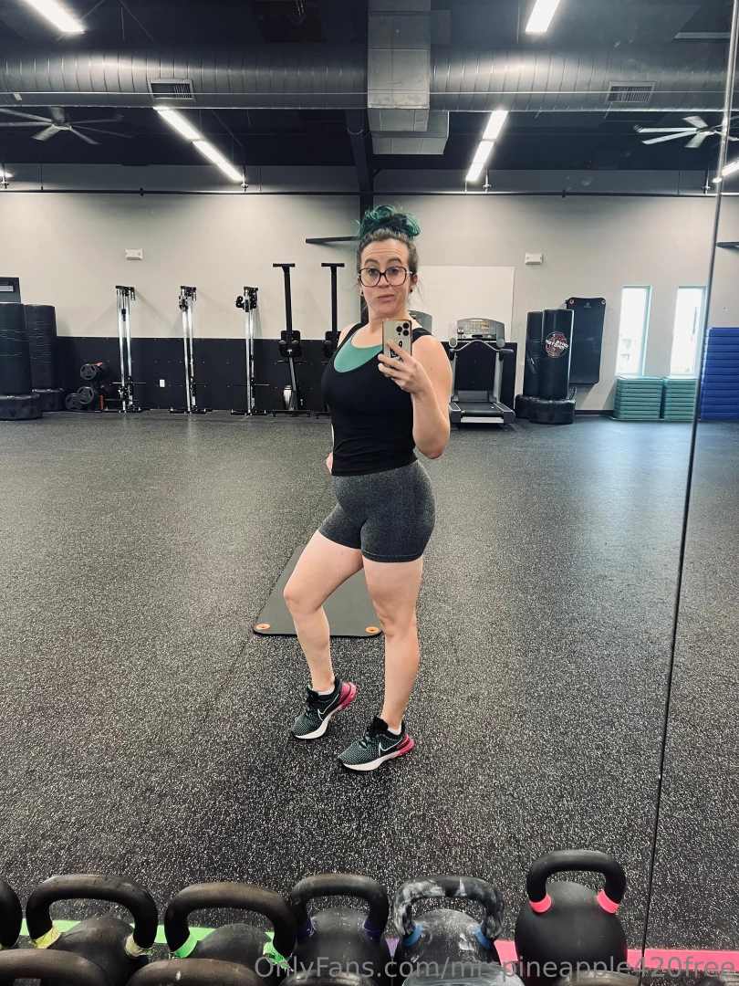 Here are today s gym pics seven new boobie pics for just 3 part 4 