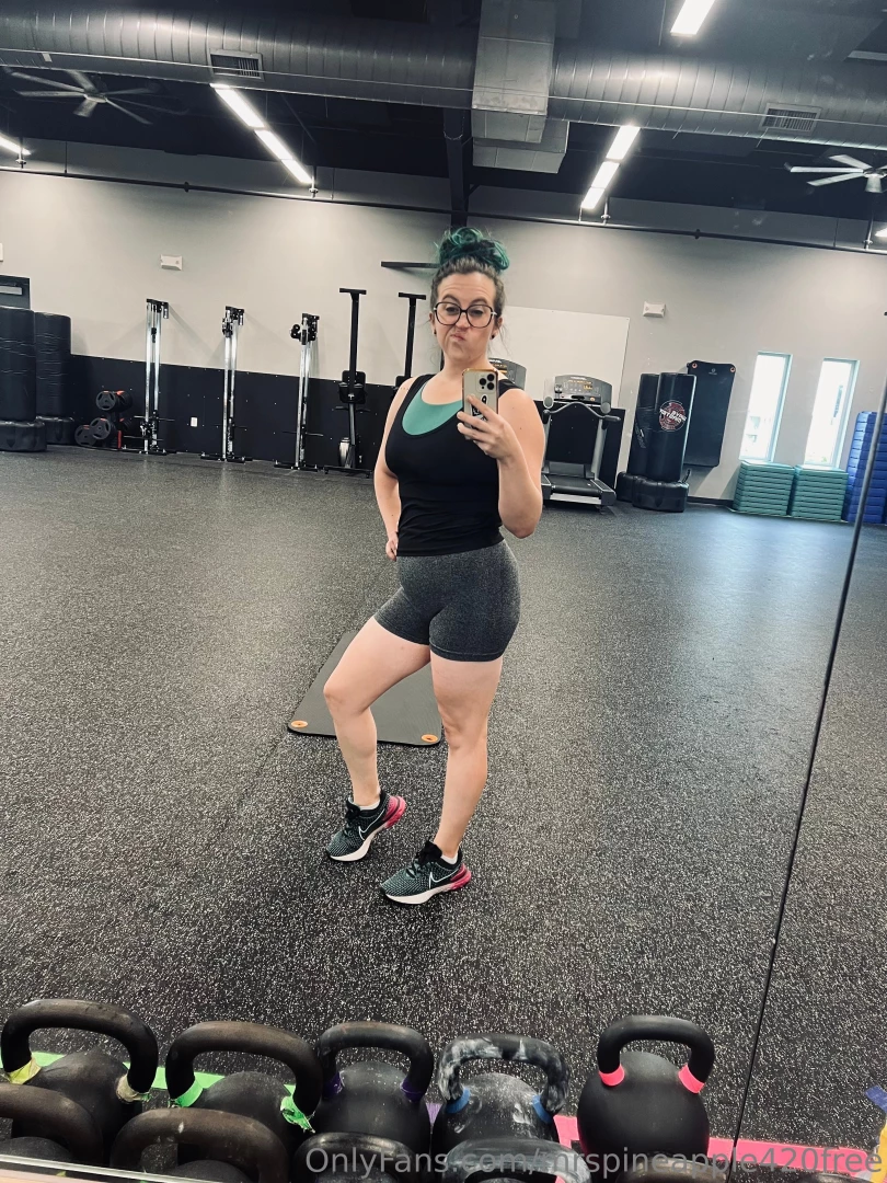 Here are today s gym pics seven new boobie pics for just 3 part 1 