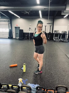 Here are today s gym pics seven new boobie pics for just 3 part 8