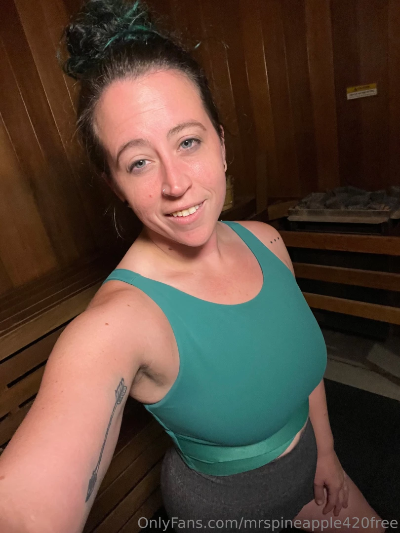 Here are today s gym pics seven new boobie pics for just 3 