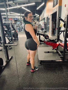 Another day in the gym done unlock my titty pics from the sauna today part 2