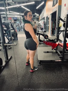 Another day in the gym done unlock my titty pics from the sauna today part 1