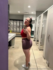 Daily gym sauna pics unlock 6 brand new nudes from my workout today part 4