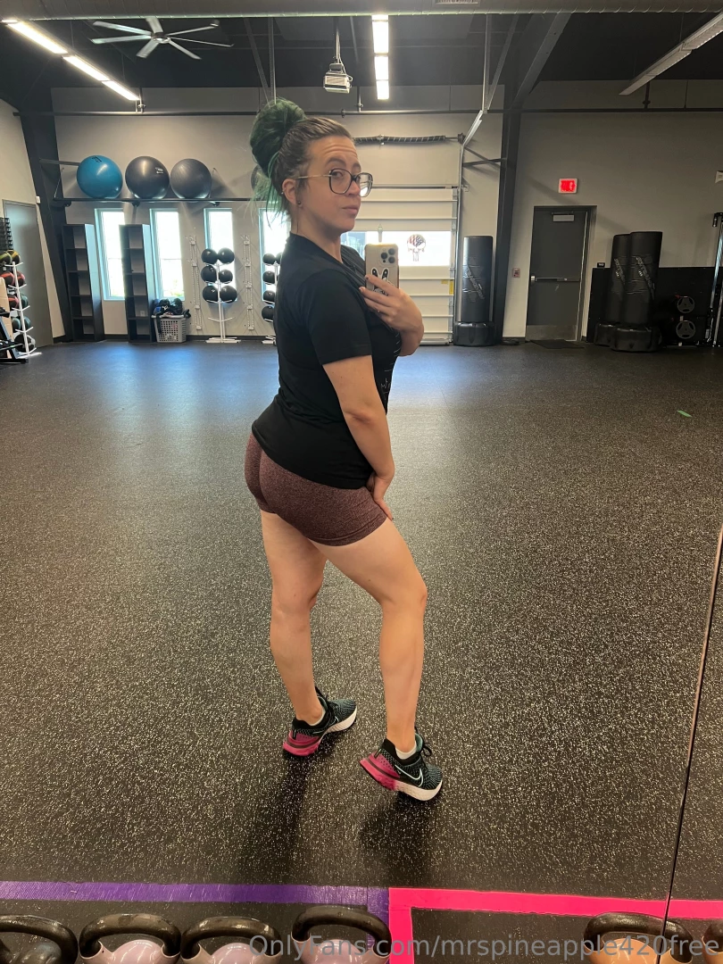 New topless sauna pics from today s workout help me get those booty part 2 