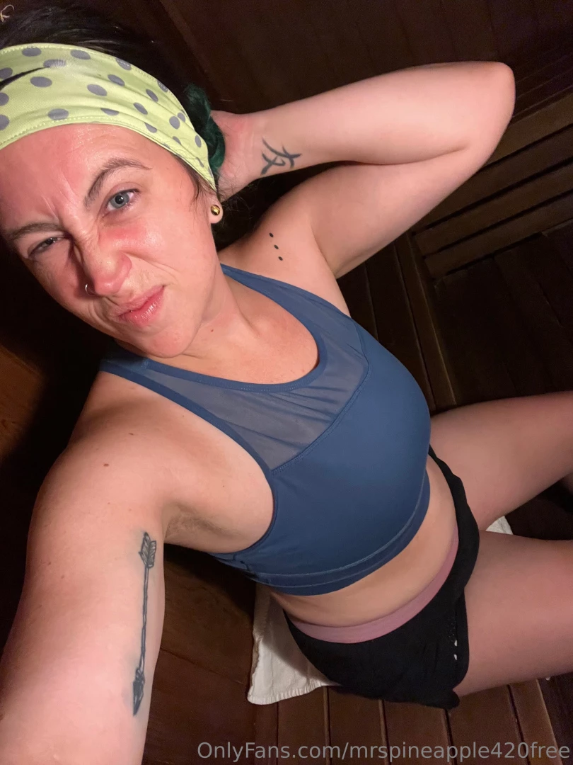 Pics from my sauna sit today unlock this post and see 6 pics of me part 1 